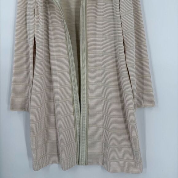 Misook Open Front Longline Textured Knit Jacket in Blush/Beige | Size Medium - Picture 4 of 7